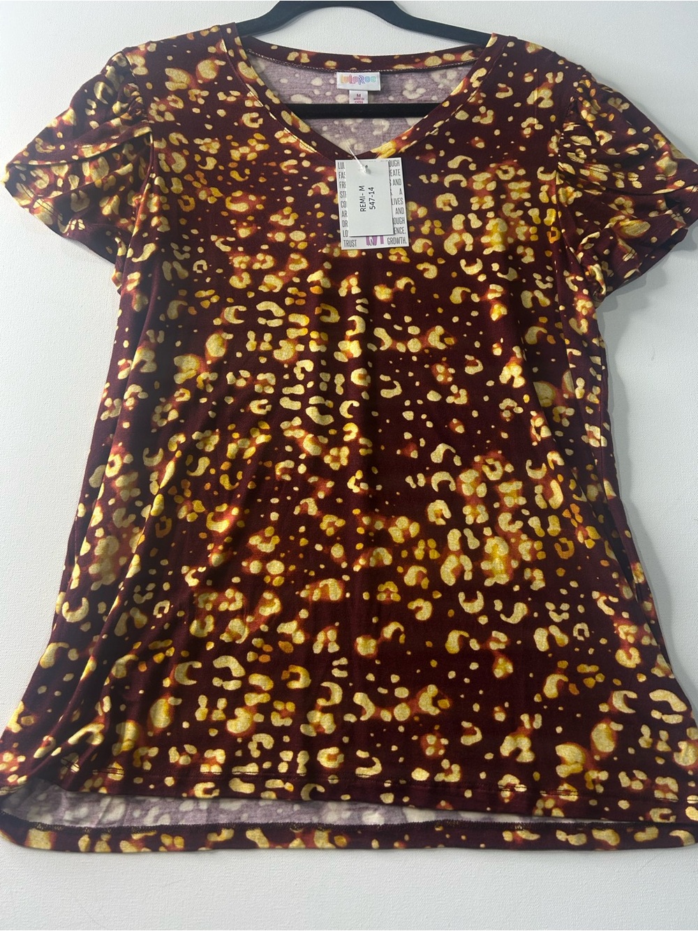 NWT Lularoe Medium Remi Rust Patterned V-Neck Flutter Sleeve